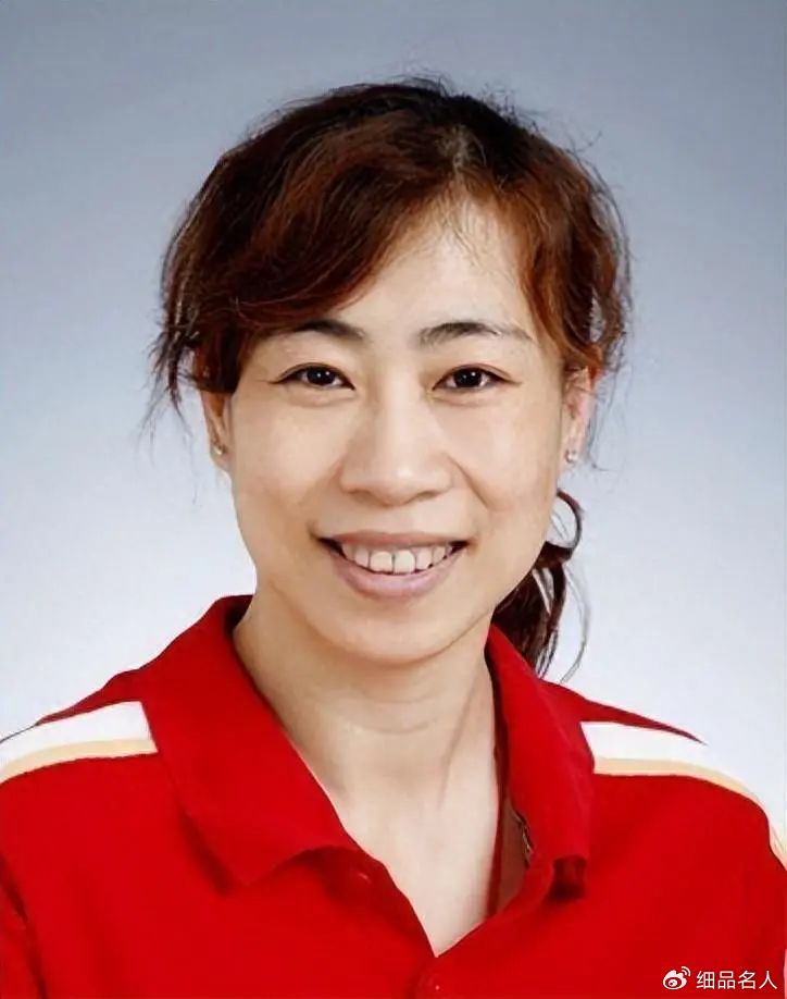 篮球青训营中的体能训练方案有哪些?_1